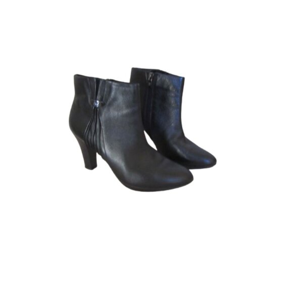 Anne Klein Black Leather Ankle Booties With Side Zipper & Tassel Size 7.5M - Picture 2 of 6